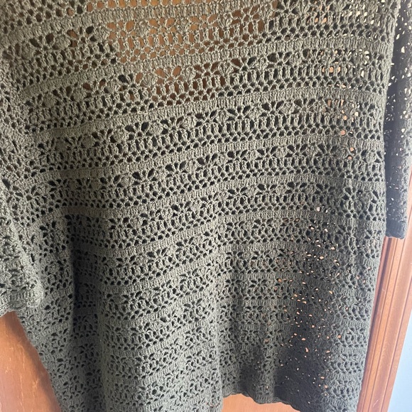 Laura Scott - Picture 4 of 6